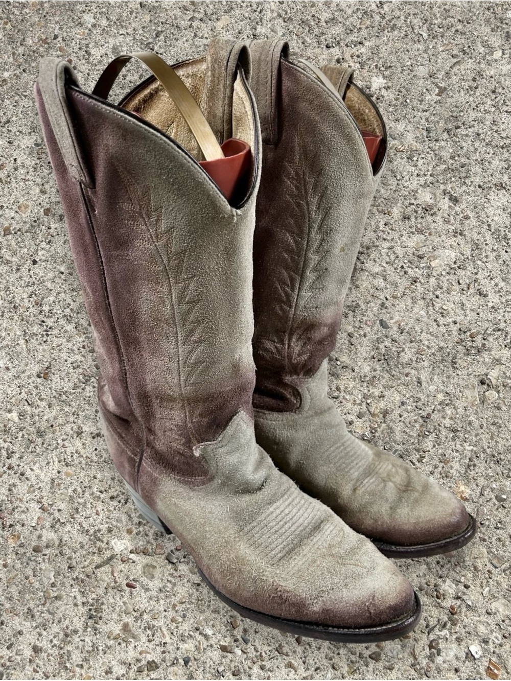 TONY LAMA vintage 90s rough out western boots